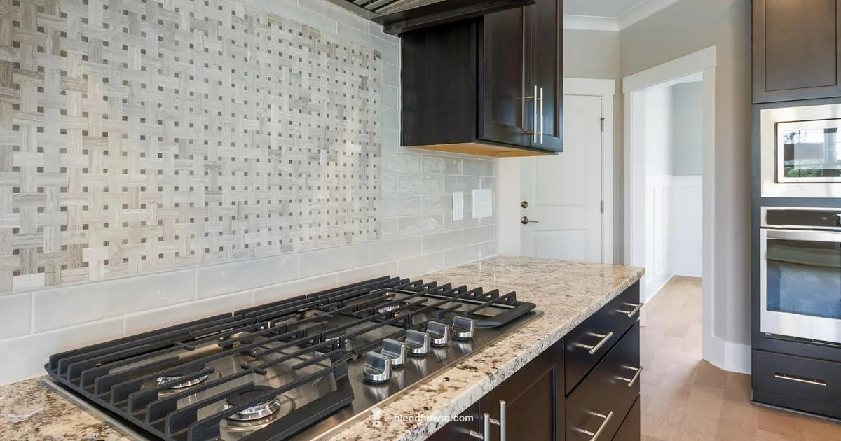 Stick Blender vs Blender - BlendHowTo