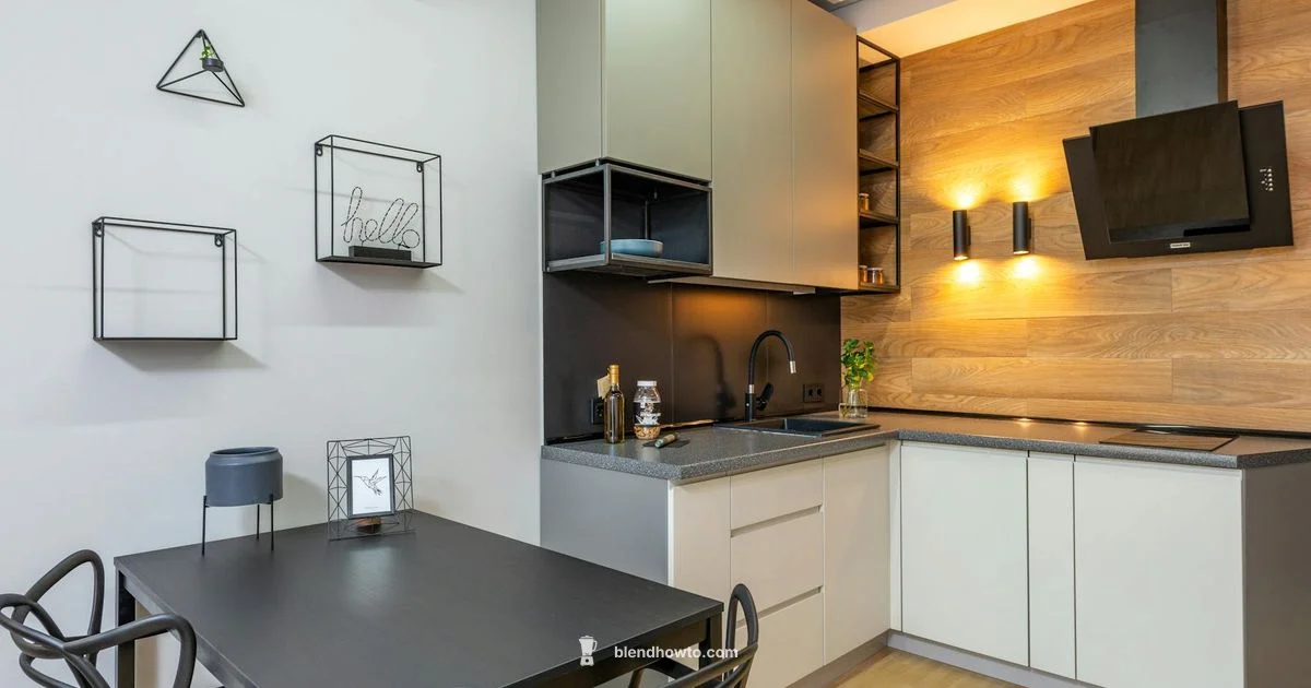 Compact Blender - BlendHowTo