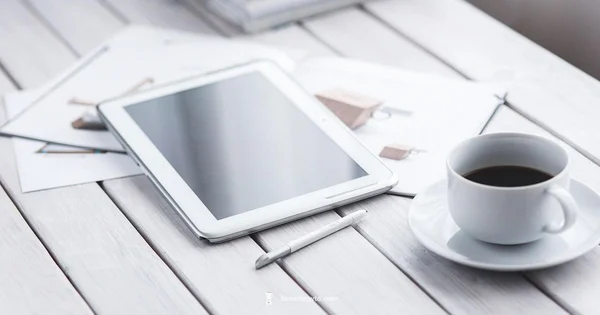 Blender vs Nomad Sculpt - BlendHowTo