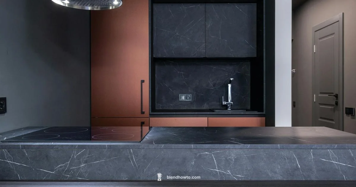 Explorian Review - BlendHowTo