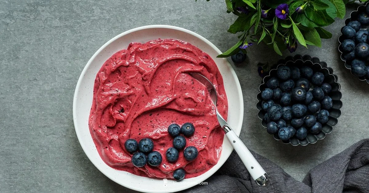 Smoothie Cup Definition - BlendHowTo