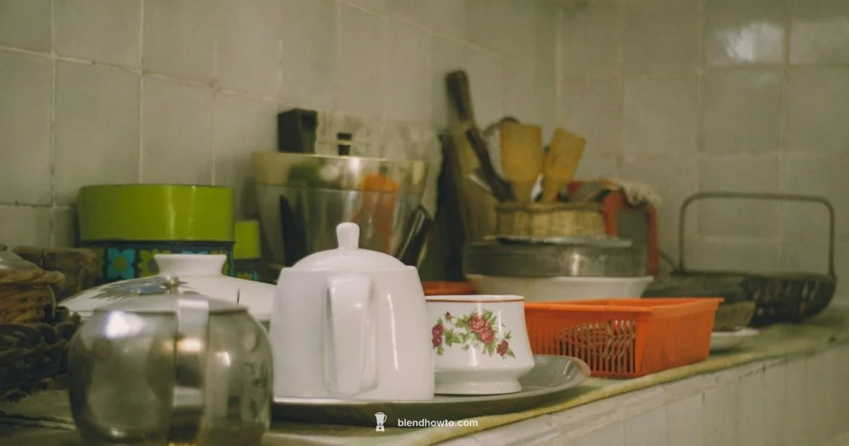 Hand Blender Guide - BlendHowTo