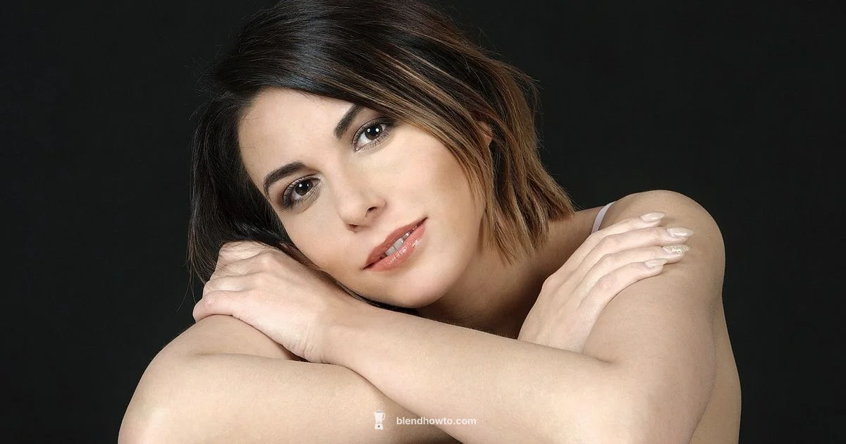 Extrude Along Normals - BlendHowTo