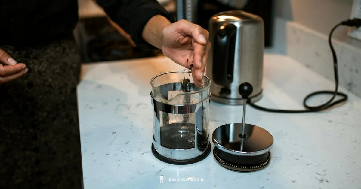 Blender Charging Guide - BlendHowTo