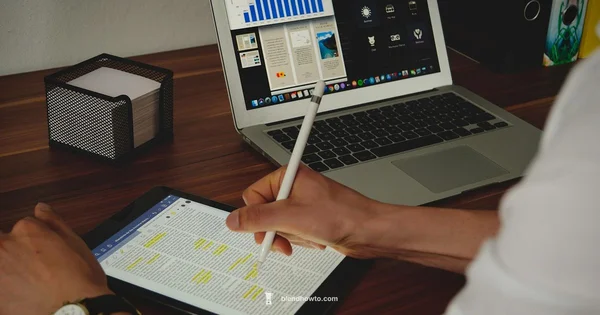 Gaming During Rendering - BlendHowTo